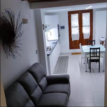 Su Piricocco - La Casa Dei Ricordi Triei