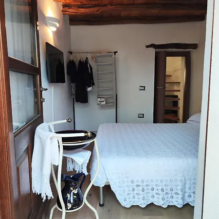 Su Piricocco - La Casa Dei Ricordi Triei